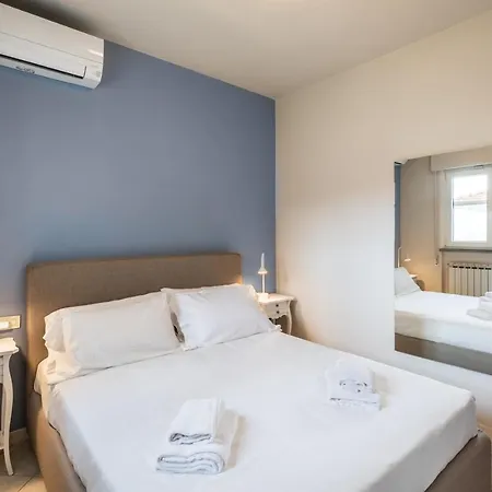 - * Βιαρέτζιο